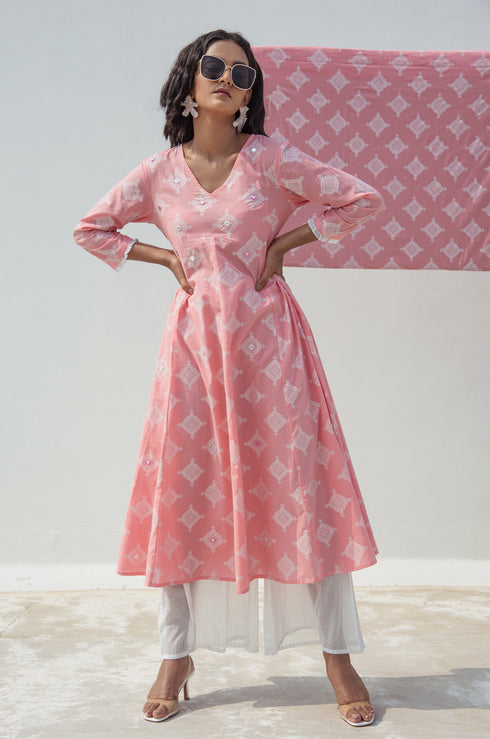 Zinnia Zari Print Kurta-Pant Set