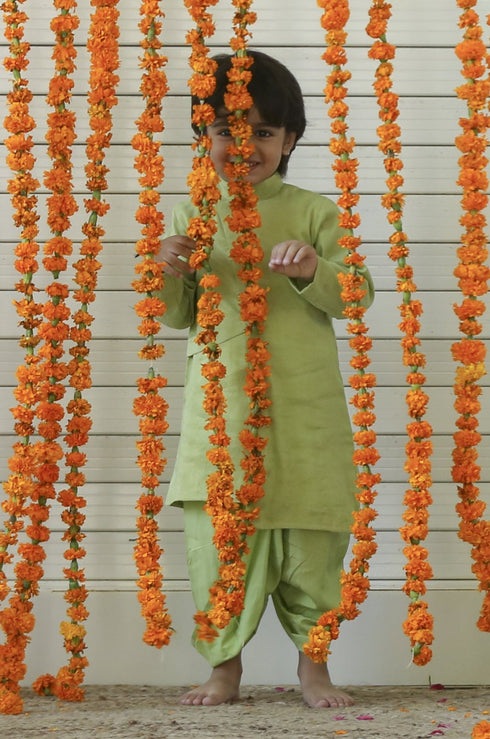 Green High Low Kurta Dhoti : Set Of 2