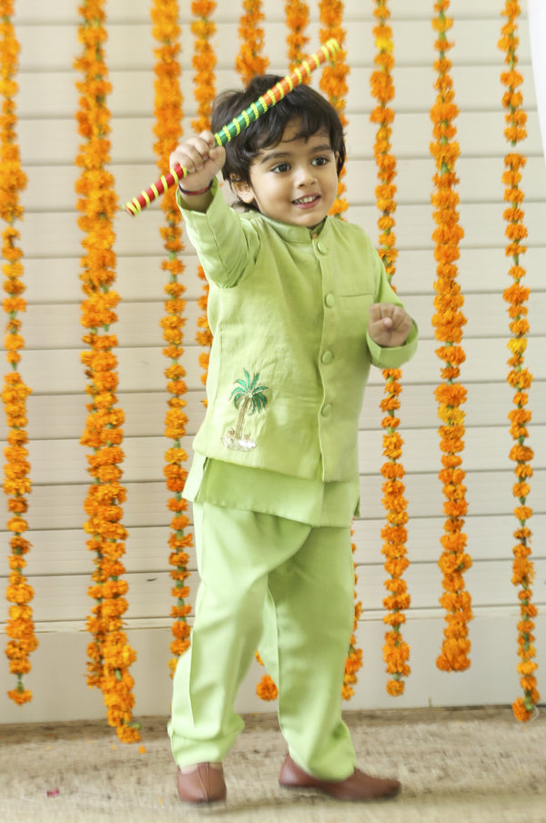 Green Kurta Pant Jacket : Set Of 3