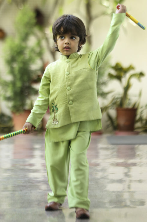 Green Kurta Pant Jacket : Set Of 3