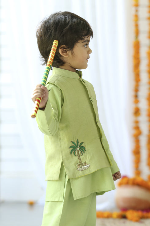 Green Kurta Pant Jacket : Set Of 3