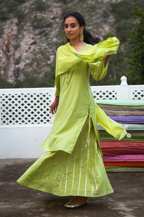 Green cotton kurta and skirt set with dupatta