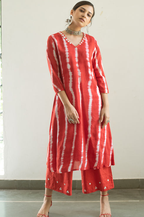Niti Lehriya Kurta