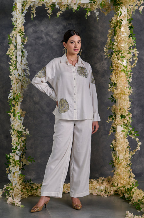 Diyu Sequin Embroidered White Shirt