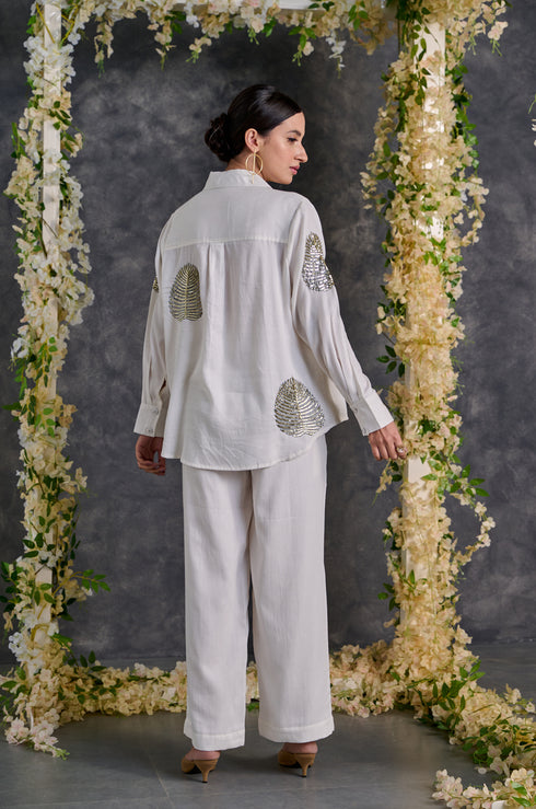 Diyu Sequin Embroidered White Shirt