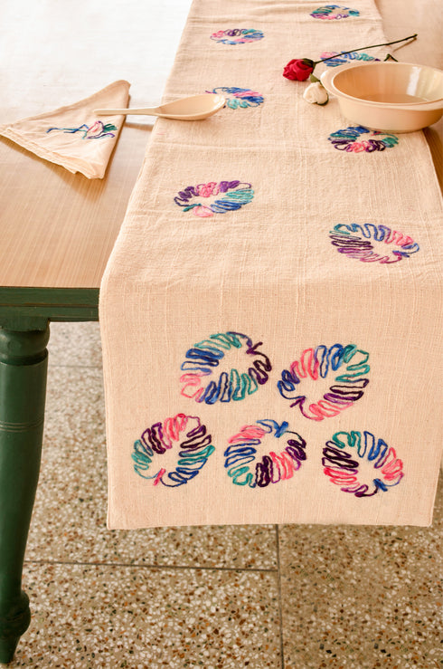 Yuno Embroidered Table Runner